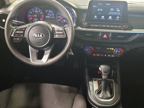 Used 2019 Kia Forte LXS image 22
