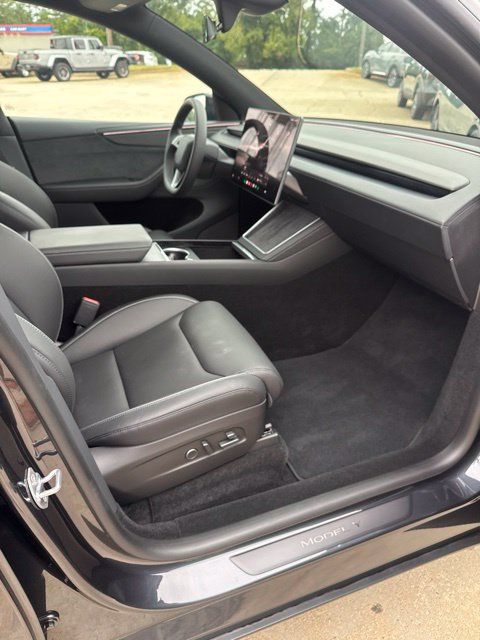 Used 2026 Tesla Model Y Performance AWD/4WD image 14