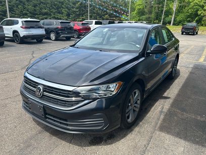 Used 2024 Volkswagen Jetta SE