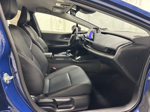Used 2025 Toyota Prius XLE image 61