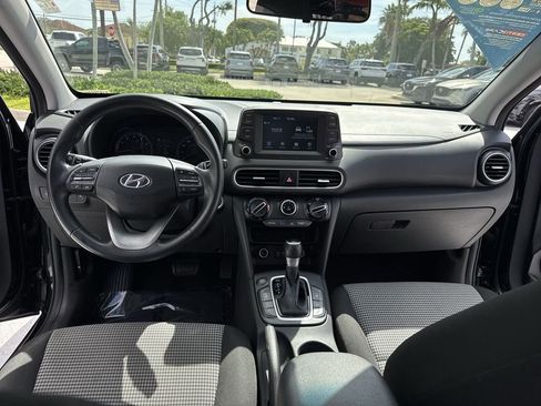 Used 2018 Hyundai Kona SEL FWD image 36