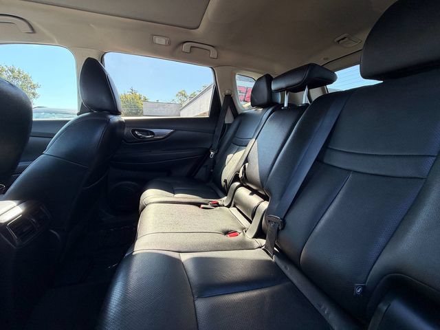 Used 2016 Nissan Rogue SL w/ SL Premium Package AWD/4WD image 26