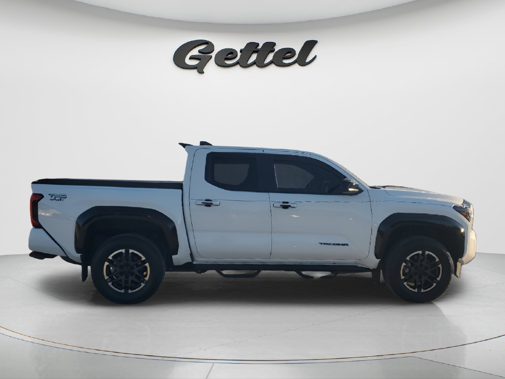Used 2025 Toyota Tacoma TRD Sport RWD image 4