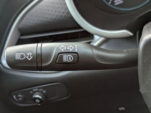 Used 2023 Chevrolet Malibu LT image 16