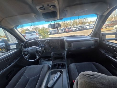 Used 2007 GMC Sierra 2500 SLE AWD/4WD image 13