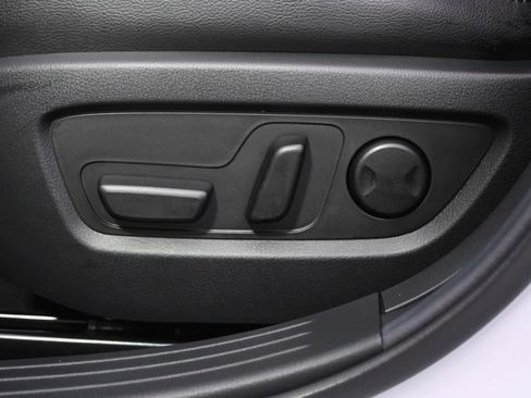 Used 2025 MAZDA CX-50 AWD 2.5 Hybrid w/ Premium Pkg image 14