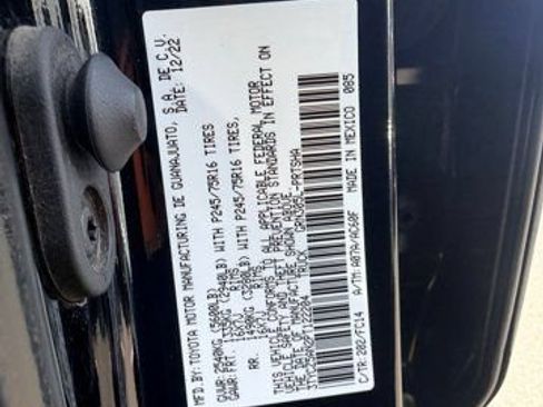 Used 2023 Toyota Tacoma SR5 AWD/4WD image 23