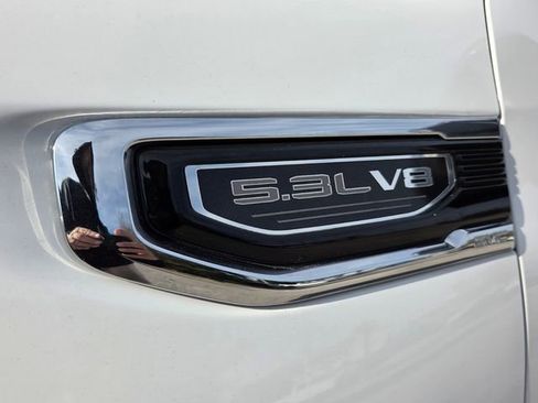 Used 2025 GMC Sierra 1500 SLT image 11