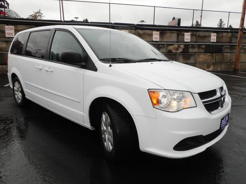 Used 2017 Dodge Grand Caravan SE w/ Power Window Group image 1