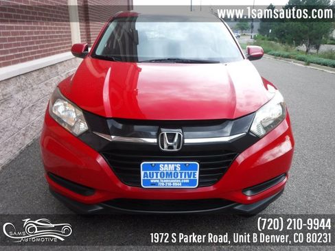 Used 2018 Honda HR-V LX image 25