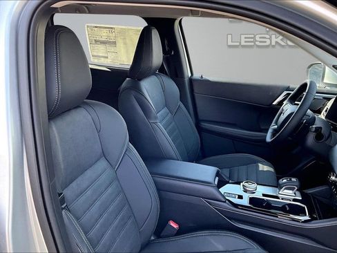 New 2026 Mitsubishi Outlander SE AWD/4WD image 8
