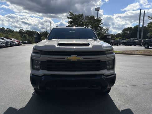 New 2026 Chevrolet Silverado 2500 Custom w/ Custom Value Package AWD/4WD image 2