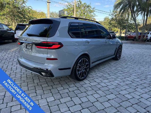 Used 2026 BMW X7 xDrive40i w/ M Sport Package AWD/4WD image 38