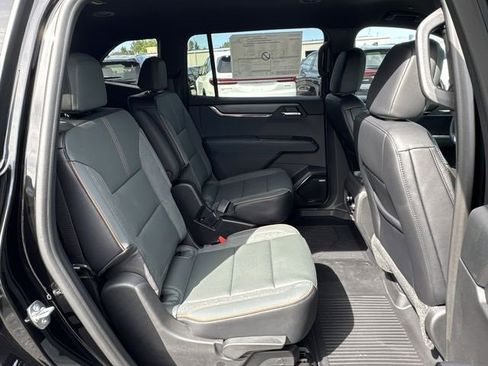 New 2026 GMC Acadia AT4 w/ LPO, Floor Liner Package image 27