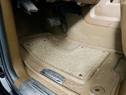 Used 2024 RAM 3500 Limited w/ Towing Technology Group image 17