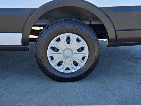 Used 2024 Ford Transit 350 XLT image 36