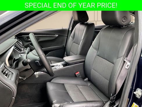 Used 2016 Chevrolet Impala LT w/ Convenience Package image 21