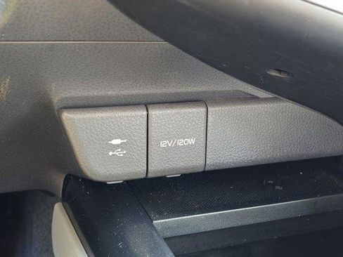 Used 2018 Toyota Camry LE image 30