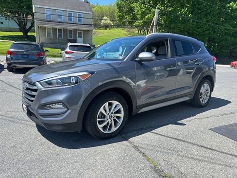 Used 2018 Hyundai Tucson SEL AWD/4WD image 3