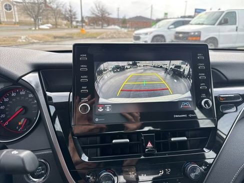 Used 2023 Toyota Camry XSE image 29