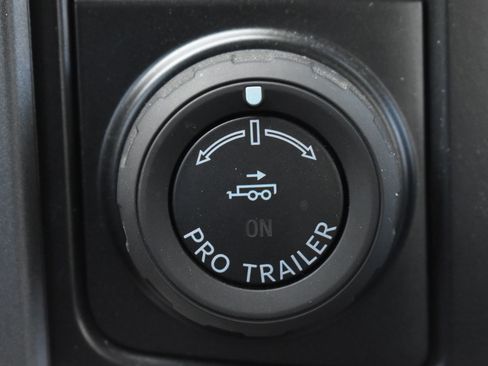 Used 2022 Ford F150 XLT w/ XTR Package AWD/4WD image 28