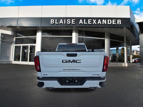 Used 2024 GMC Sierra 1500 AT4 w/ Technology Package image 6