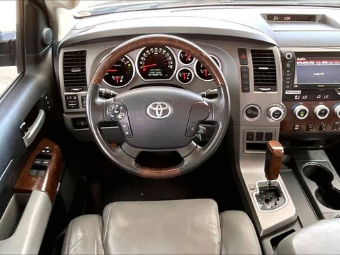 Used 2012 Toyota Tundra Limited w/ Platinum Pkg image 6