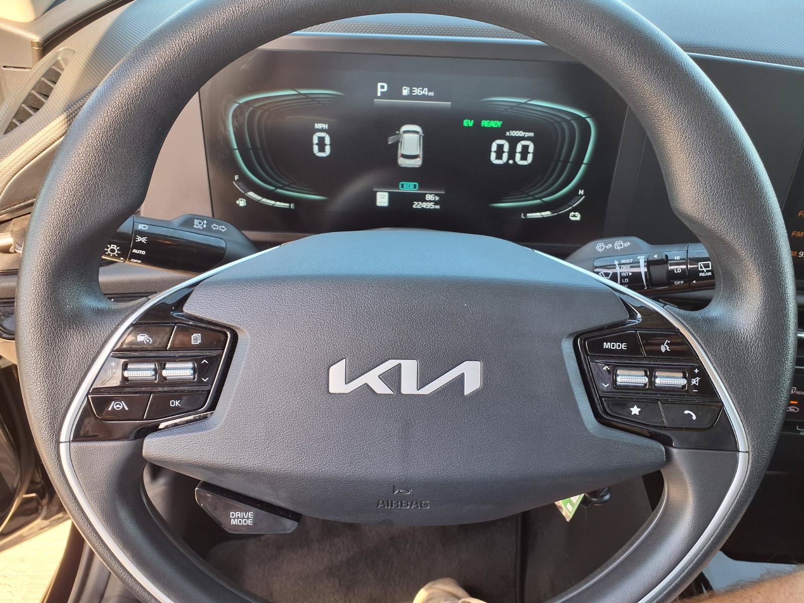 Used 2025 Kia Niro LX FWD image 20