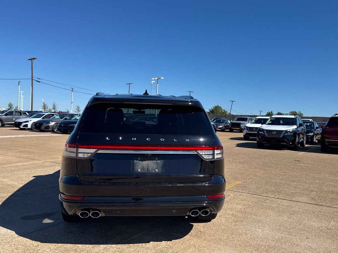 Used 2023 Lincoln Aviator Reserve w/ Equipment Group 201A RWD image 21