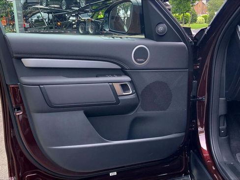 New 2026 Land Rover Discovery Limited Edition AWD/4WD image 10