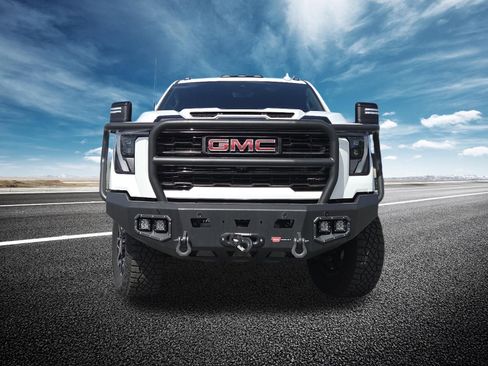 Used 2025 GMC Sierra 2500 AT4X image 19