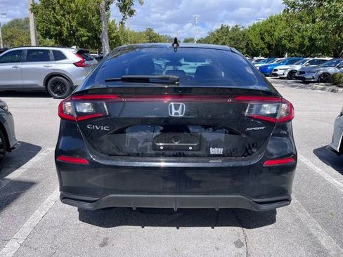 Used 2024 Honda Civic Sport image 5