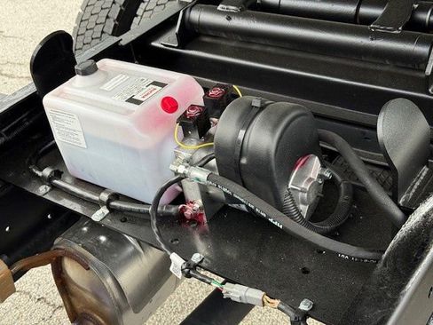 New 2025 Ford F550 4x4 Regular Cab Super Duty w/ XL Chrome Package image 37