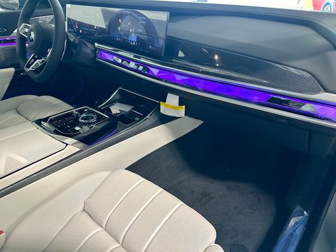 New 2026 BMW 760i xDrive 760i xDrive w/ Executive Package image 25