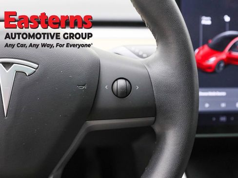 Used 2020 Tesla Model 3 Long Range image 16