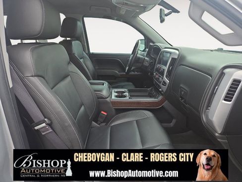 Used 2015 GMC Sierra 1500 SLT w/ SLT Crew Cab Value Package image 28