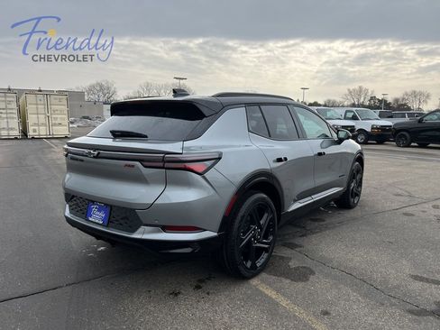 New 2026 Chevrolet Equinox EV RS AWD/4WD image 3