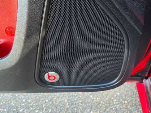 Used 2017 Dodge Charger R/T Scat Pack w/ Beats Audio Group image 23