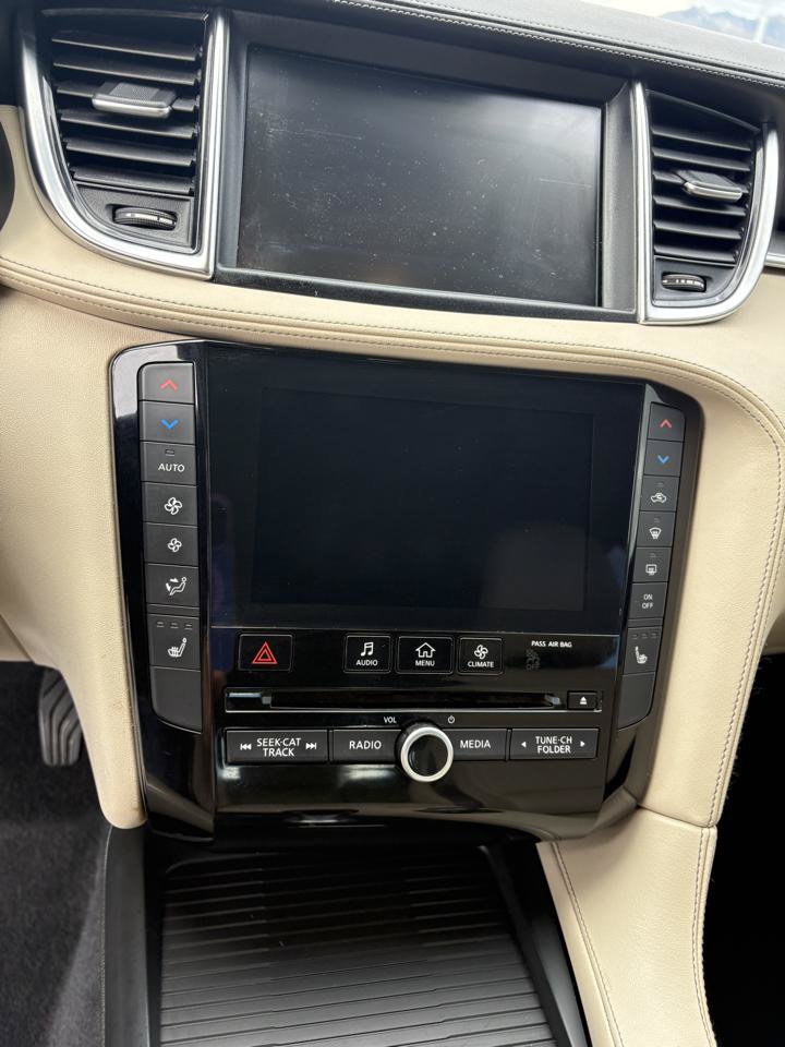 Used 2019 INFINITI QX50 Essential w/ Premium Heat Package AWD/4WD image 13