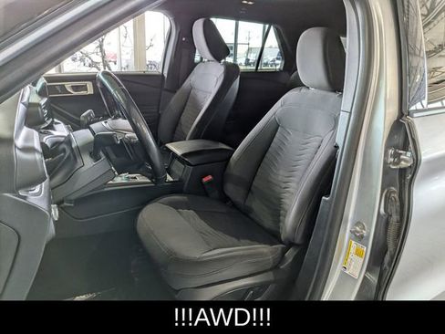 Used 2020 Ford Explorer XLT w/ Comfort Package image 13