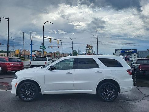 Used 2021 Dodge Durango SXT AWD/4WD image 2