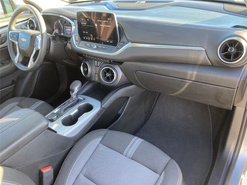Used 2023 Chevrolet Blazer LT image 30