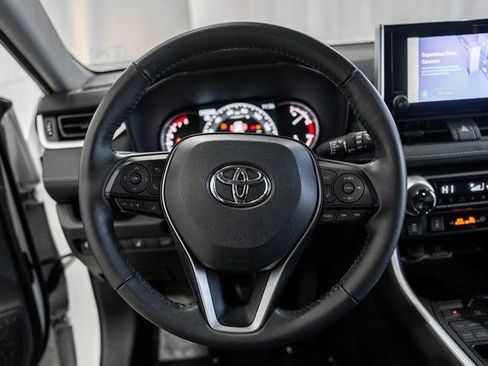 Used 2024 Toyota RAV4 XLE image 27