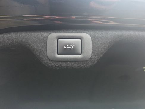 Used 2024 Lexus ES 350 w/ Premium Package image 16