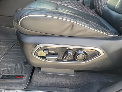 Used 2022 Jeep Grand Cherokee L Summit AWD/4WD image 19