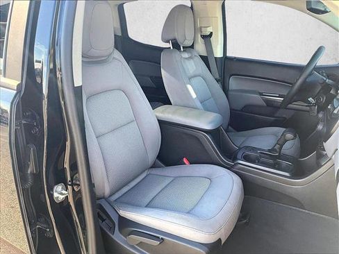 Used 2019 GMC Canyon 2WD Crew Cab w/ Convenience Package image 9