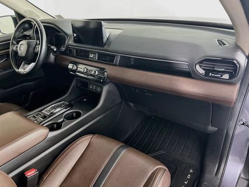 Certified 2023 Honda Pilot Elite image 32