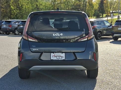 Used 2023 Kia Soul LX w/ Option Group 015 image 5