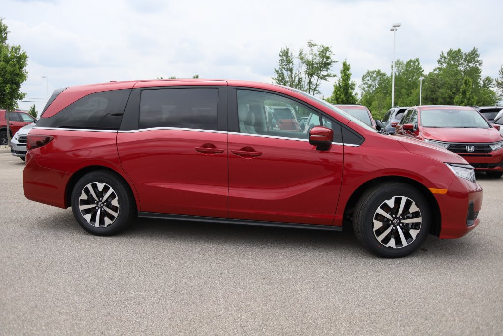 New 2027 Honda Odyssey EX-L image 7