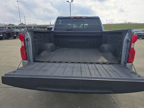 Used 2023 Chevrolet Silverado 1500 ZR2 w/ Technology Package image 13